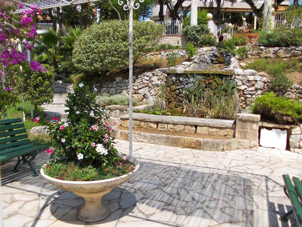 Apartament Les Genevriers Cannes Zewnętrze zdjęcie